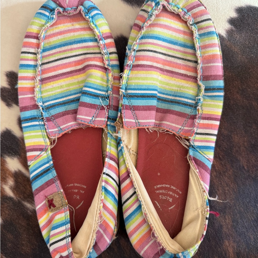 Twisted X women’s Striped Slip-On Shoes